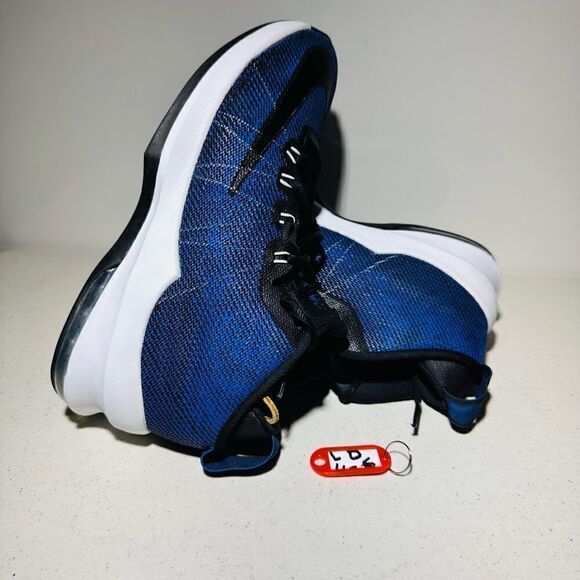 Nike Air Max Infuriate 8 Medium Mens Mid Basketball Shoe Navy - Picture 1 of 8